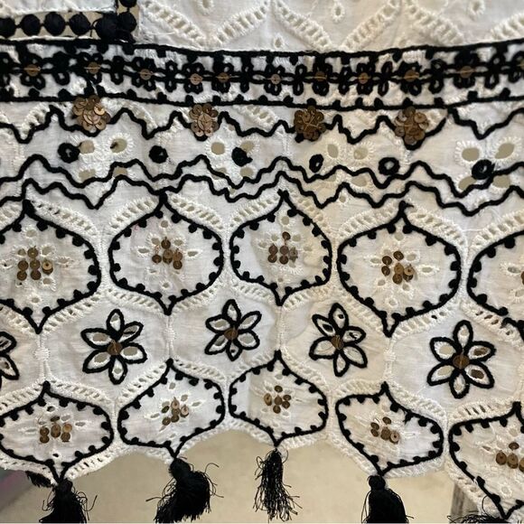 Anthropologie Hemant & Nandita Aditya Eyelet Tunic / Dress Embellished sz M - Picture 7 of 11